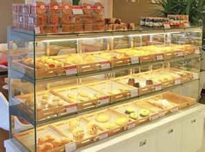 學(xué)西點(diǎn)是去培訓(xùn)學(xué)校好還是當(dāng)學(xué)徒好