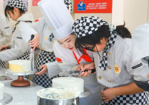 2021年創(chuàng)業(yè)學(xué)西點(diǎn) 如何選擇一所讓自己滿意的陽江西點(diǎn)學(xué)校